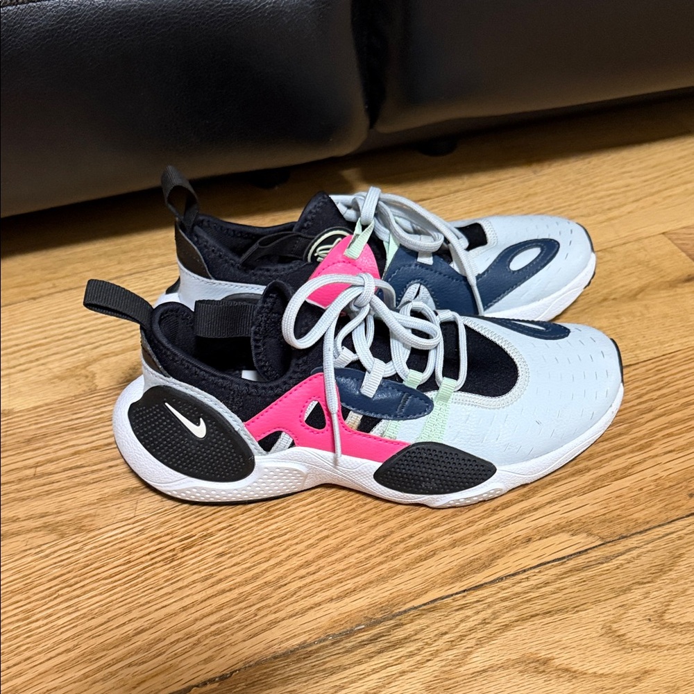 Nike Kids Sneakers in White, Pink, Navy & Mint
